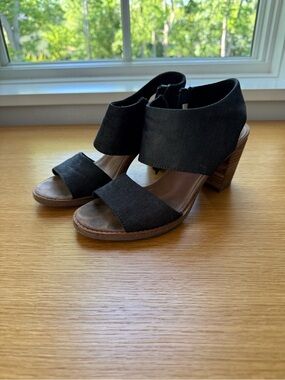 Toms Majorca Strappy Block Heel Sandals dark denim color